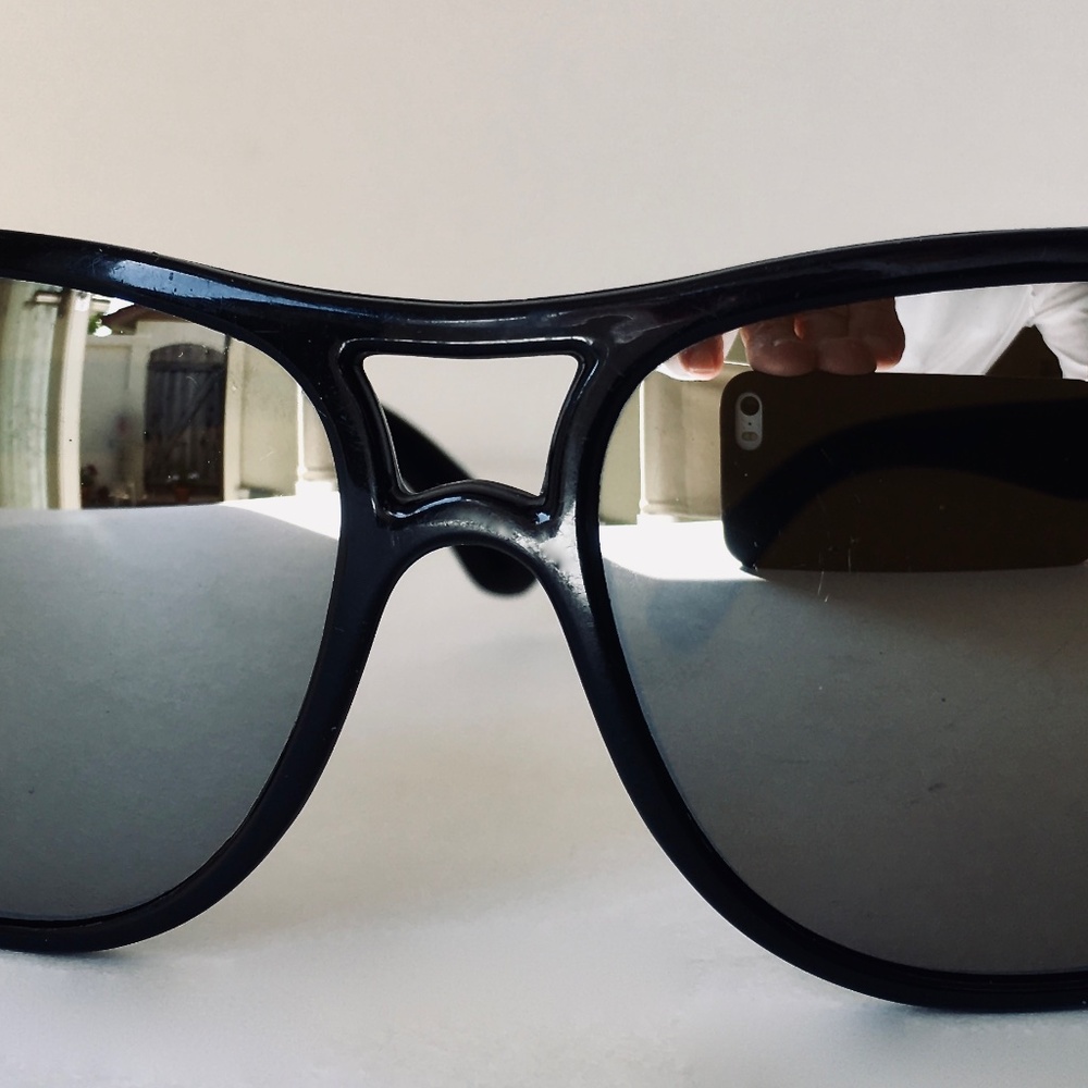 Arctic Glacier Montagne DEPOSE Vintage French Mirrored Sunglasses and Case